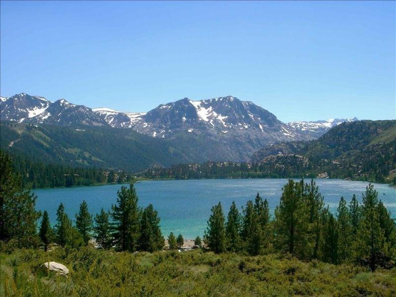 Apartment Summit Ski 2br-2ba, Mammoth Lakes